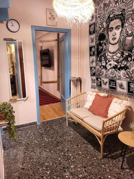 Viva La Frida Boho Apartment In Central Афины Экстерьер фото
